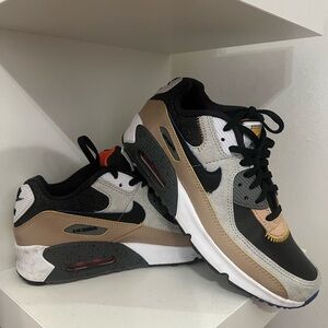 Nike air max